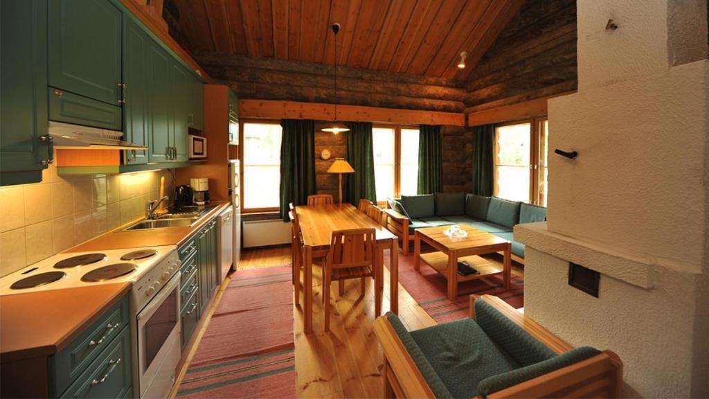 Lost Inn Cabins Äkäslompolo Kamer foto