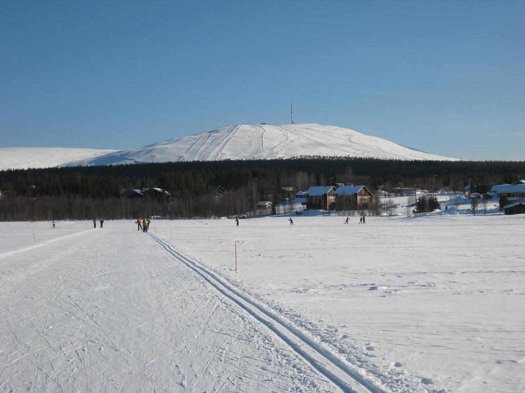 Lost Inn Cabins Äkäslompolo Buitenkant foto